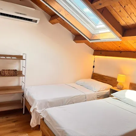 Aussergewoehnlicher Ferienunterkunft Direkt Am Bei Novigrad Vikendica *